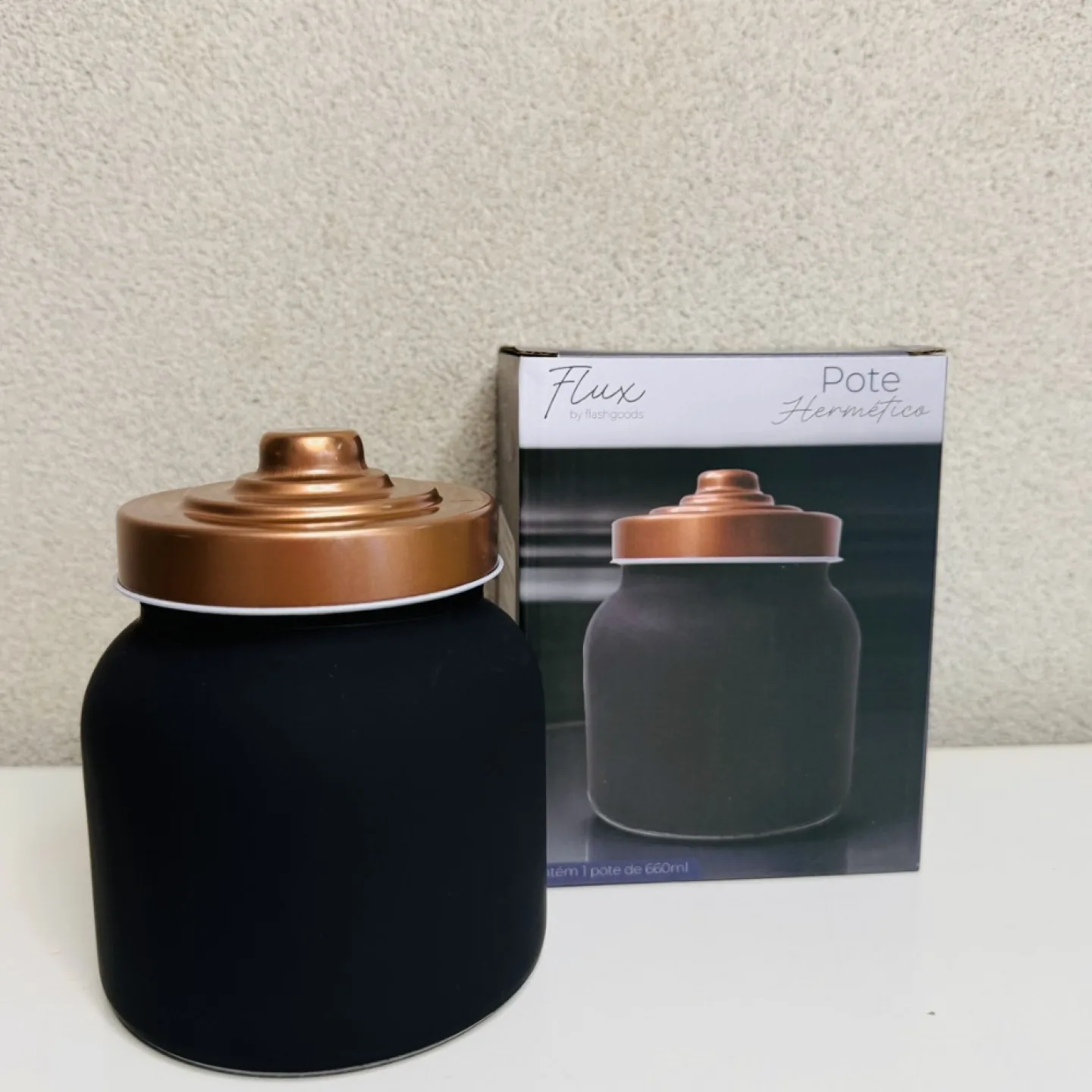Pote Hermético Preto - 660ml